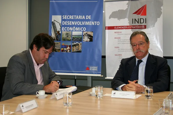 O Diretor da Full Comex, Sávio Lakatos, e à direita, o presidente do INDI, Frederico Álvares