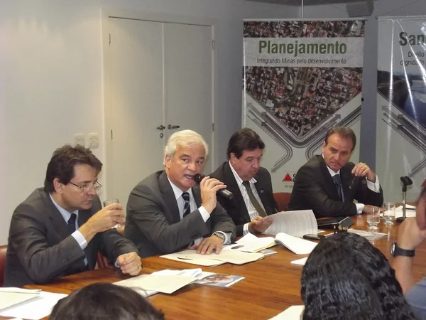 Os resultados e ações da Cohab Minas em 2012 foram apresentados pelo presidente Octacílio Machado Júnior