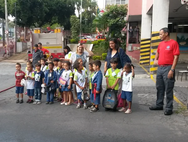 O projeto prevê um treinamento específico para alunos e professores de escolas mineiras
