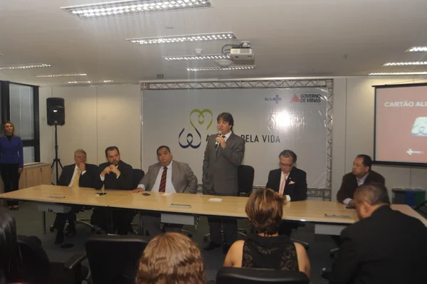 Assinatura do termo de adesão entre o Governo de Minas e a PBH aconteceu na Cidade Administrativa