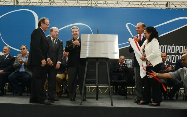 Aeroporto Industrial foi inaugurado pelo governador Antonio Anastasia nesta sexta-feira