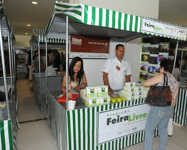 Produtores da agroindústria familiar participaram, em dezembro, da Mostra da Extensão Rural da Emater