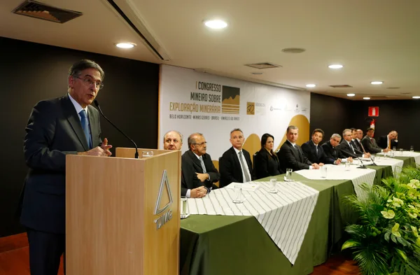 Governador Fernando Pimetel participa do I Congresso Mineiro sobre Exploração Minerária