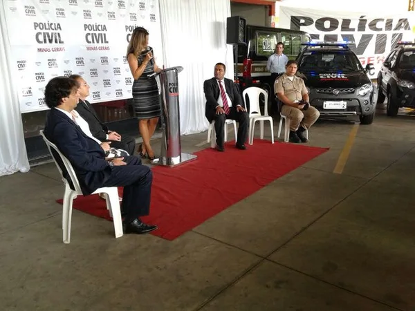 A delegada Irene Angélica Franco destacou o número de viaturas, o maior recebido, de uma só vez, pela unidade