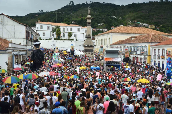 Começa carnaval em Minas