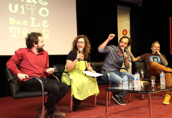 A literatura com humor e amor foi um dos temas de debate