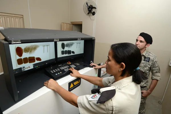  Escâner corporal é muito mais eficaz na detecção de materiais e objetos ilícitos, 