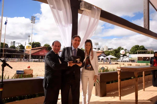 Governador durante a solenidade de abertura da 14ª edição da Megaleite, no Parque da Gameleira