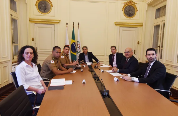 Pimentel demonstrou preocupação com a situação econômica dos municípios mineiros