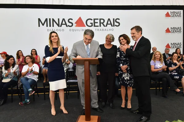 Anúncio de ações ocorreu, nesta quinta-feira (8/3), no Palácio da Liberdade, em Belo Horizonte