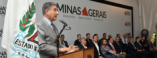 Fernando Pimentel ressaltou o olhar diferenciado desta gestão, sobretudo para atender às necessidades da população