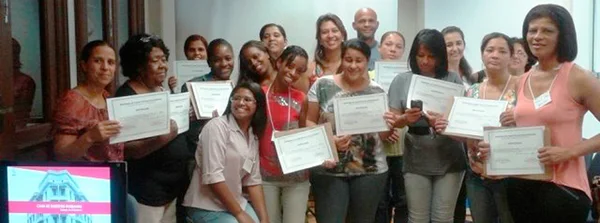 Diaristas recebem qualificação profissional em curso ofertado por servidores da Sedese