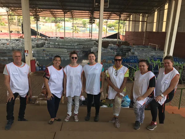 Grande parte da movimentação de voluntários e arrecadação de donativos foi espontânea