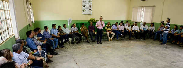 Em encontro com diretores do projeto, empresas e produtores rurais, Romeu Zema defendeu investimentos no setor