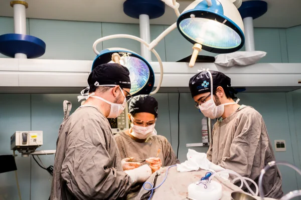 Adequação de tecnologia cria condições favoráveis nos centros cirúrgicos