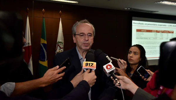 Coletiva foi concedida nesta sexta-feira (17/5), na Cidade Administrativa, em Belo Horizonte