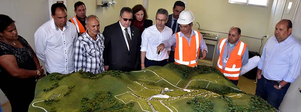 O governador conheceu o projeto das obras de reassentamento coletivo de Bento Rodrigues