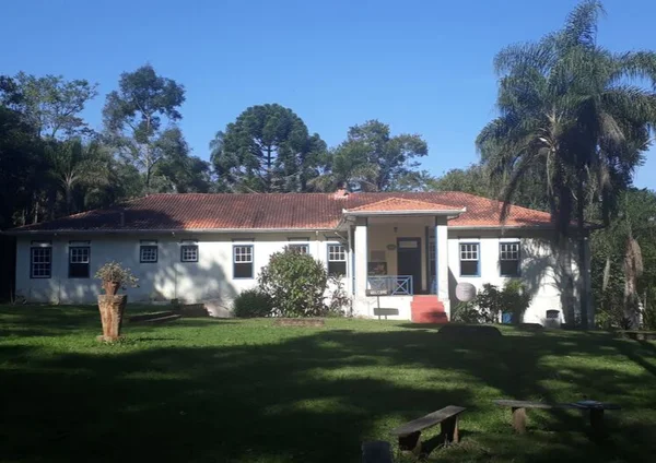 O Parque Estadual Nova Baden possui uma excelente infraestrutura para atendimento ao visitante