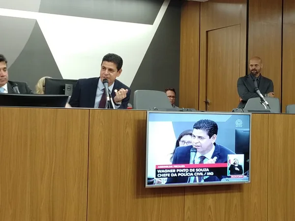 Sabatina com o chefe da PCMG, Wagner Pinto, durou cerca de duas horas