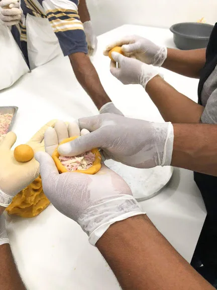 PrEsp promove capacitação de salgadeiro para ex-detentos