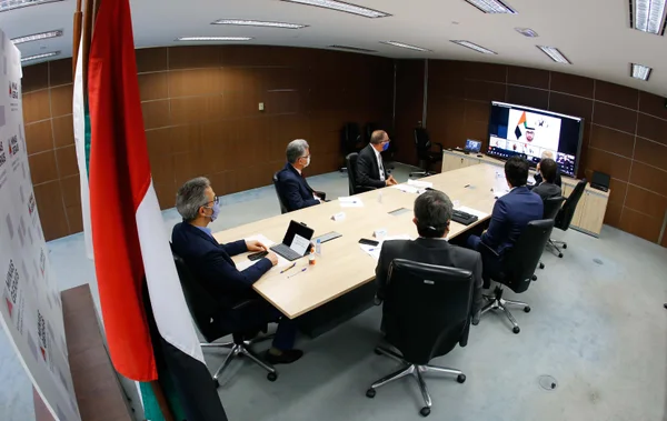 Foram discutidas oportunidades no desenvolvimento de projetos e investimentos