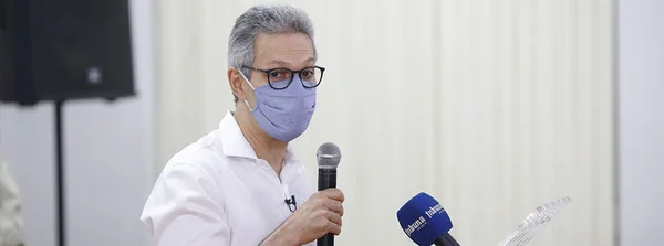 Em Manhuaçu, Zema ressaltou a adoção de medidas para fortalecer o sistema de Saúde em Minas