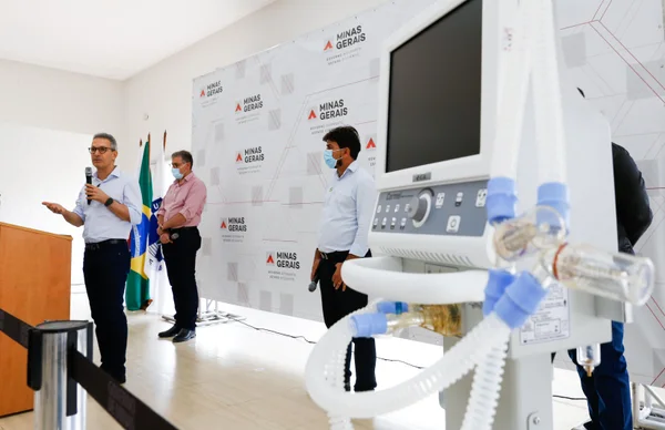 Além das entregas dos respiradores e dos monitores, Zema anunciou que as obras da Unidade Básica de Saúde Vale das Palmeiras serão concluídas