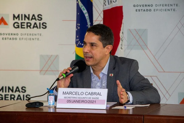 Secretário adjunto da SES-MG, Marcelo Cabral, concedeu coletiva à imprensa nesta terça-feira (5/1)