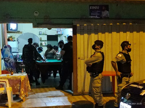 Polícia Militar fiscaliza aglomerações e presta apoio a operações municipais em Minas