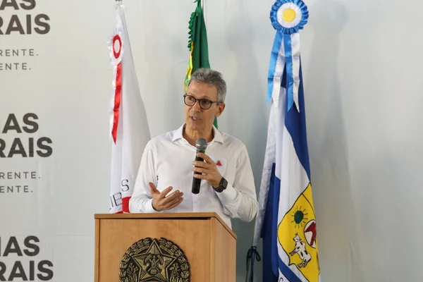 Zema reafirmou o compromisso do governo estadual de promover desenvolvimento para todos mineiros