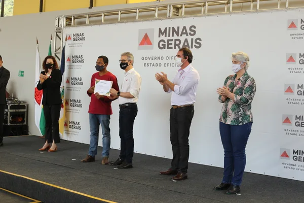 Zema destacou a importância desta pauta para a sua gestão, que garante o acesso do agricultor a políticas e benefícios