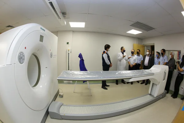 Romeu Zema inaugura equipamentos de Saúde para ampliar atendimento hospitalar em Muriaé e região