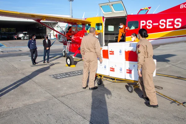 O avião Arcanjo 09 fez sua missão de estreia na quinta-feira (29/7), para distribuição de vacinas contra covid-19 e influenza