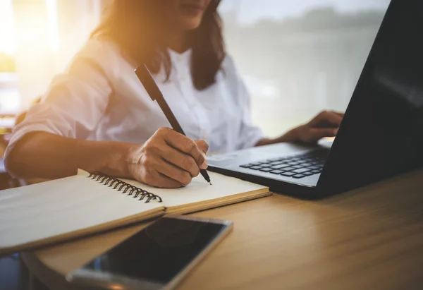 Última chamada para inscrições no Programa de Liderança para a Retomada Econômica
