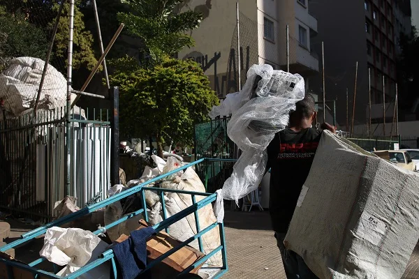 Governo de Minas paga R$ 2,25 milhões a catadores e coloca em dia repasses do Bolsa Reciclagem 