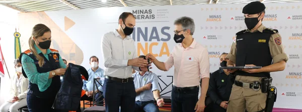 Governador anuncia recursos para a Saúde em Resplendor, no Rio Doce