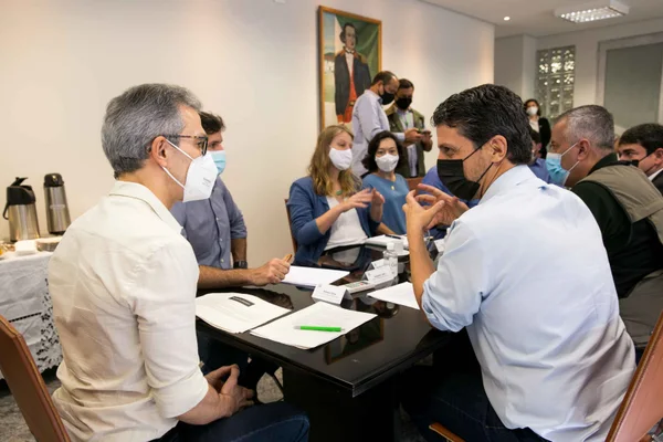 Governador e ministro do Meio Ambiente discutem repactuação do acordo do Rio Doce