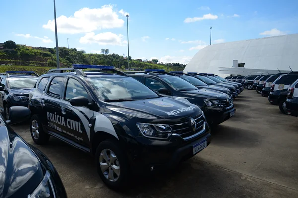 Governo de Minas entrega 112 viaturas para a Polícia Civil