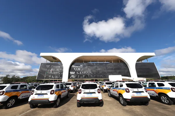Governo de Minas entrega 275 viaturas para a Polícia Militar