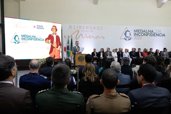 Governador destaca ideais de liberdade em defesa do progresso econômico e democrático do Brasil