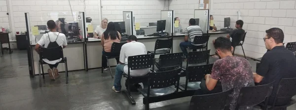 Estado oferece curso de Libras aos colaboradores da rede Sine de Minas Gerais 