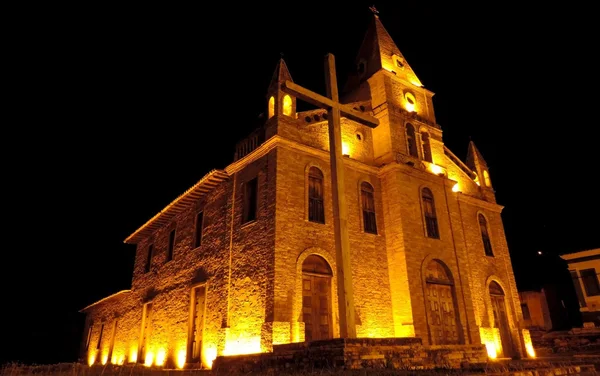 Governo de Minas disponibiliza edital de mais de R$ 4,8 mi para restauro e modernização da iluminação de patrimônios municipais