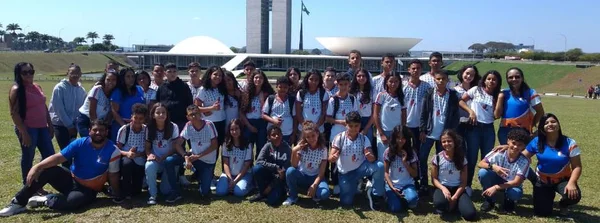 Estudantes da rede estadual vivem experiências enriquecedoras com recursos do Prêmio Escola Transformação
