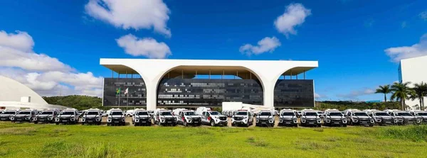 Governo de Minas entrega 120 viaturas e veículos administrativos para a Polícia Penal do Estado