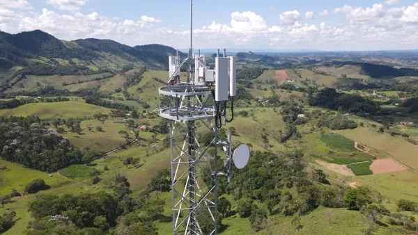 Estado inaugura sete novas UAIs em 2023, beneficiando mais de 1,6 milhão de pessoas, e leva telefonia móvel a 111 novos distritos e localidades