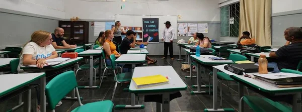 Minas adota ensino à distância em Centros de Educação Continuada para 2024