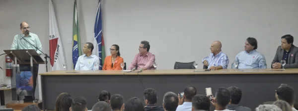 Governo de Minas anuncia autorização para contratação de 68 profissionais para o Hospital Universitário da Unimontes