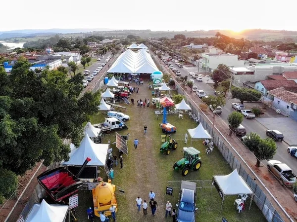 Minas realiza 6ª Feira da Banana em Delfinópolis