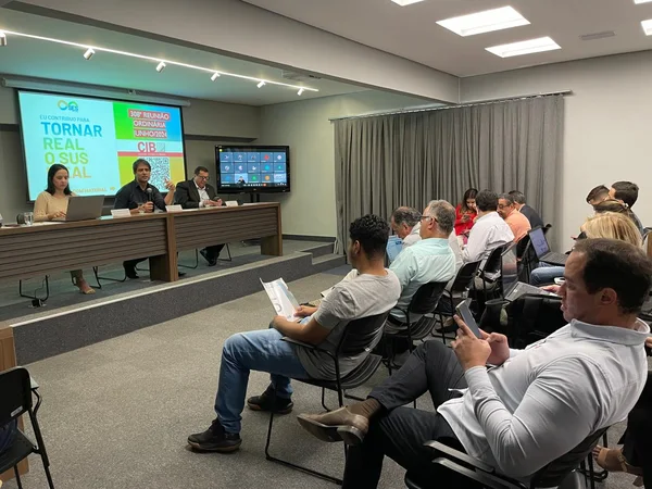 Saúde estadual e Cosems debatem melhoria na gestão de recursos para cirurgias eletivas