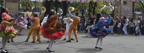 Arraiá da Liberdade celebra as tradições populares no Palácio das Artes, em Belo Horizonte